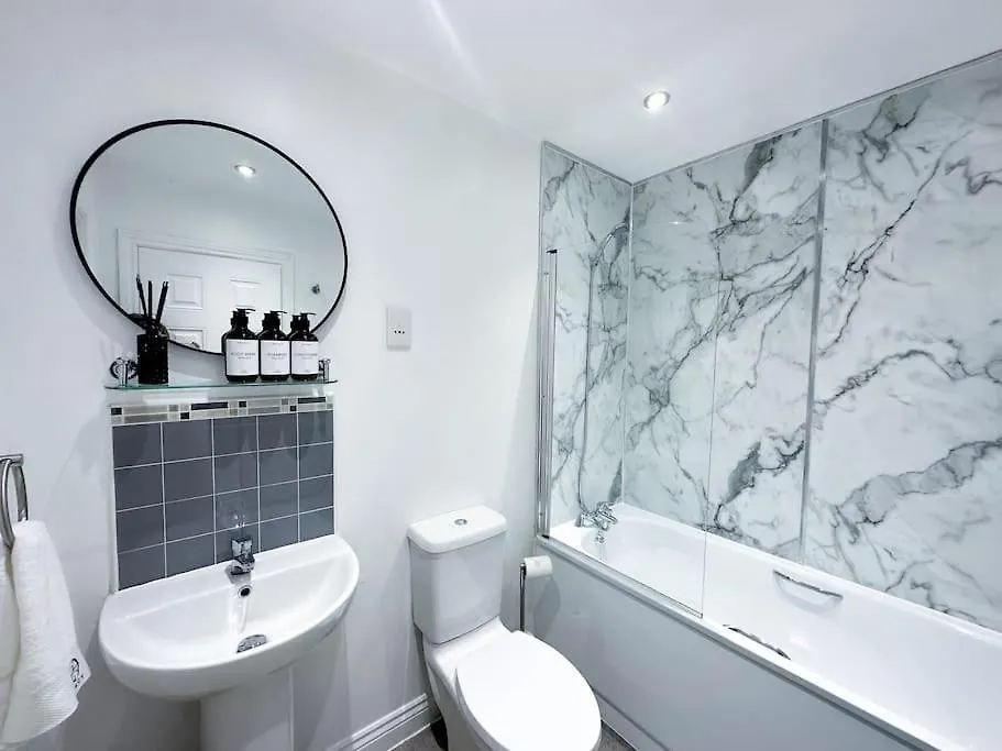 Boutique Townhouse - Sleeps Up To 8 - Perfect For Families & Groups! Appartement Bristol